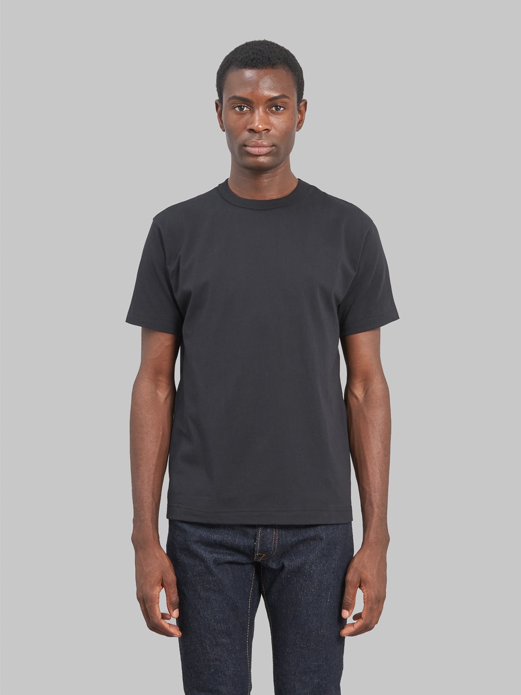 Black t shop shirt pack