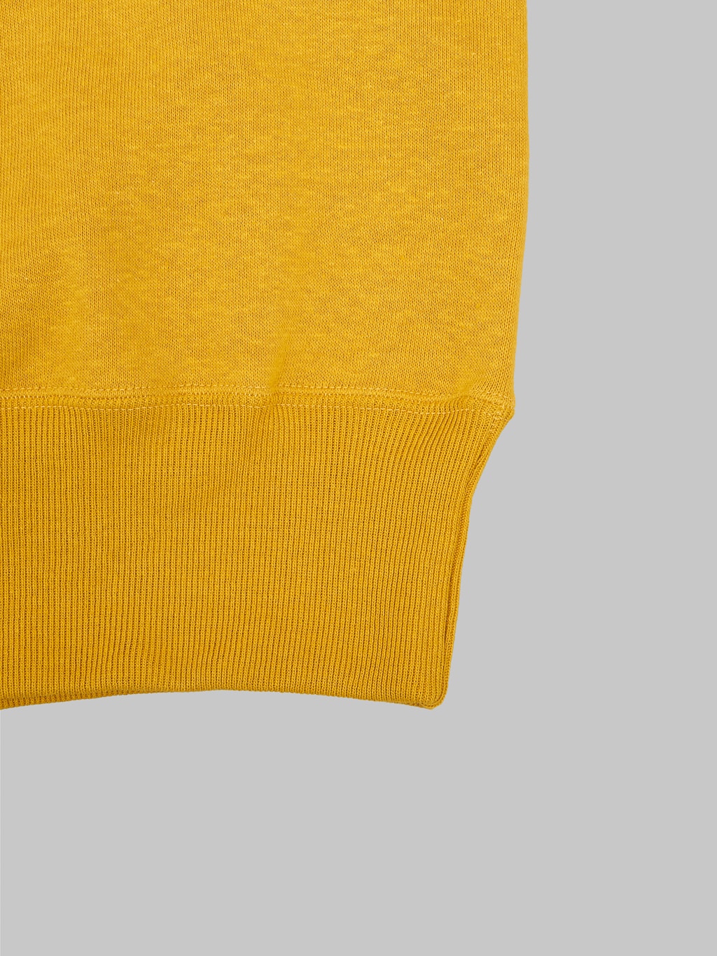 Denime By Warehouse loopwheel Needle Raglan Sweatshirt Dark Heather yellow hem