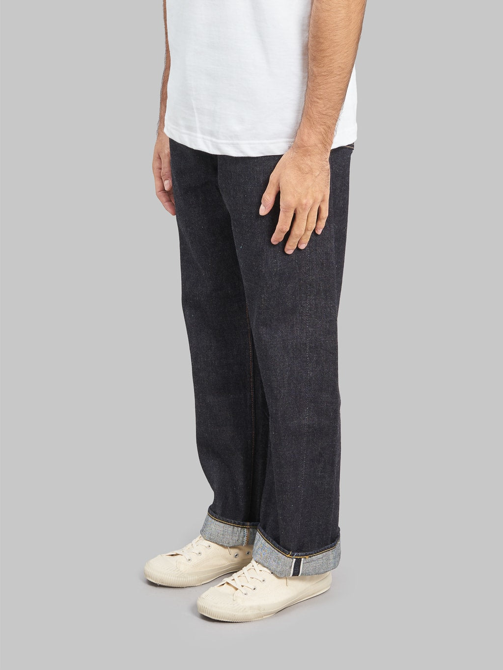 Fullcount 0105XW Wide Straight selvedge Jeans side look