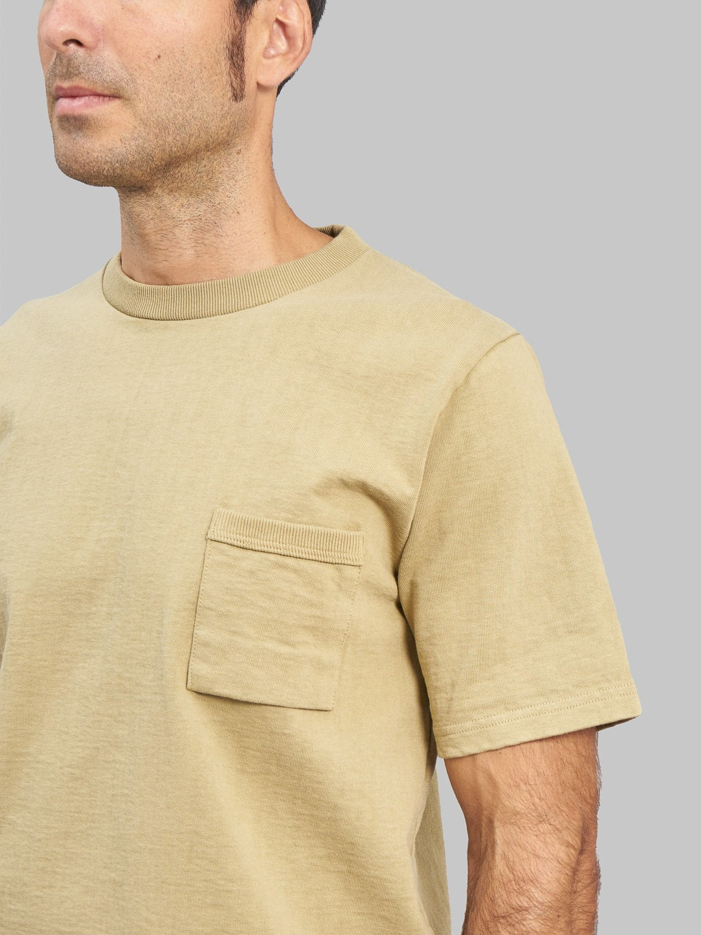 Jackman Dotsume Pocket loopwheel TShirt hard butter chest