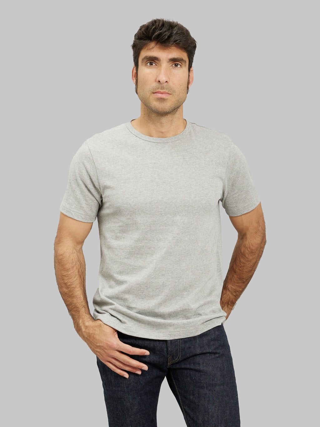 Merz b Schwanen 1950s Loopwheeled Classic Fit TShirt grey model front fit