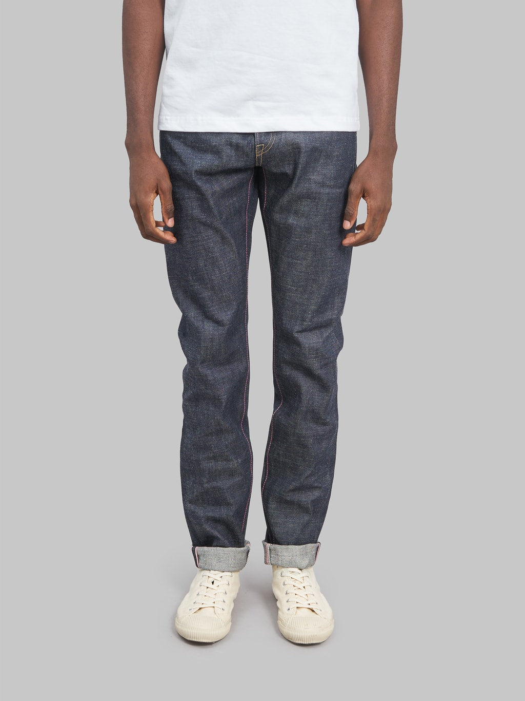Momotaro legacy blue high tapered jeans front fit