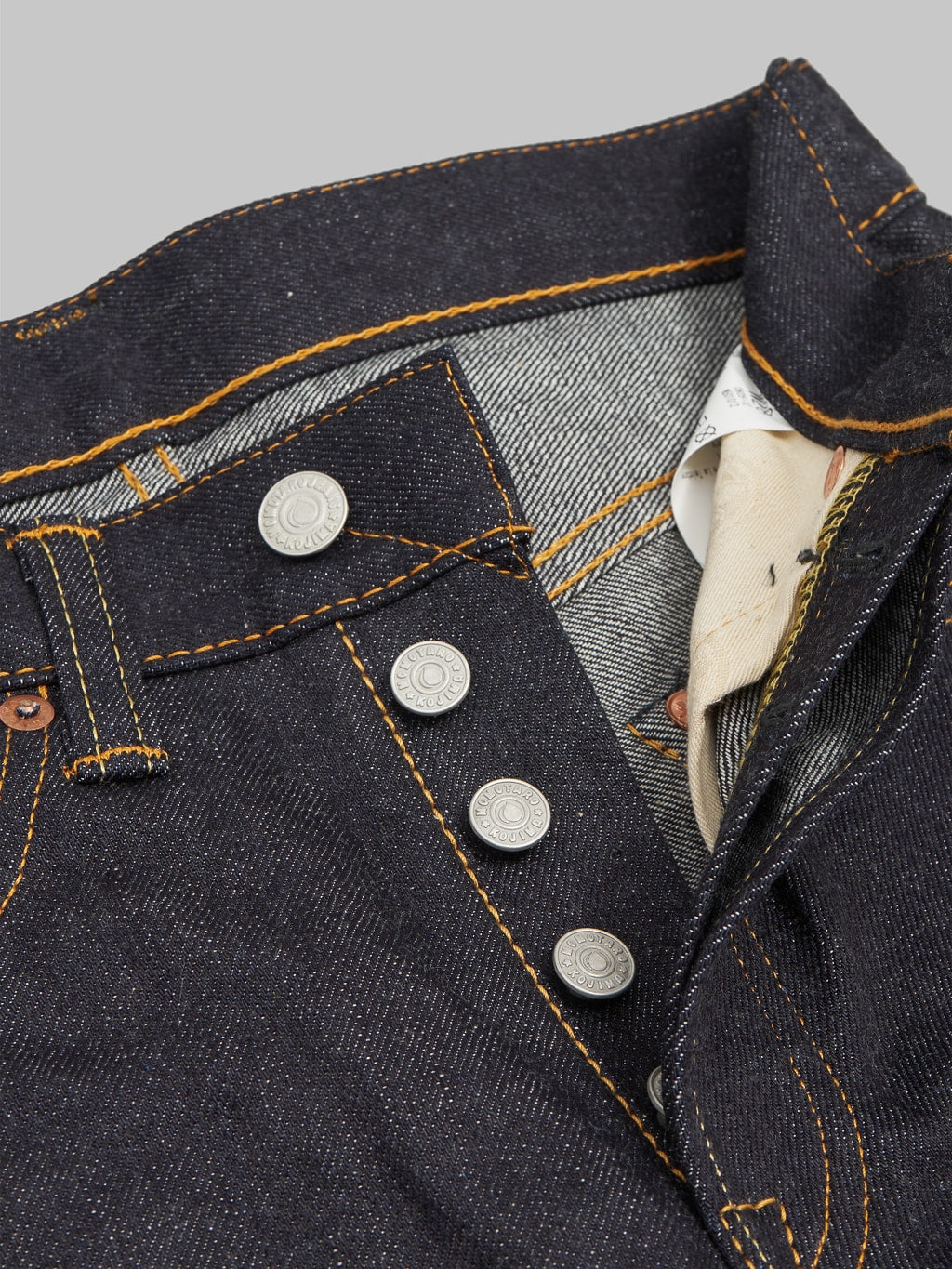 Momotaro 0605 12oz Natural Tapered Jeans buttons