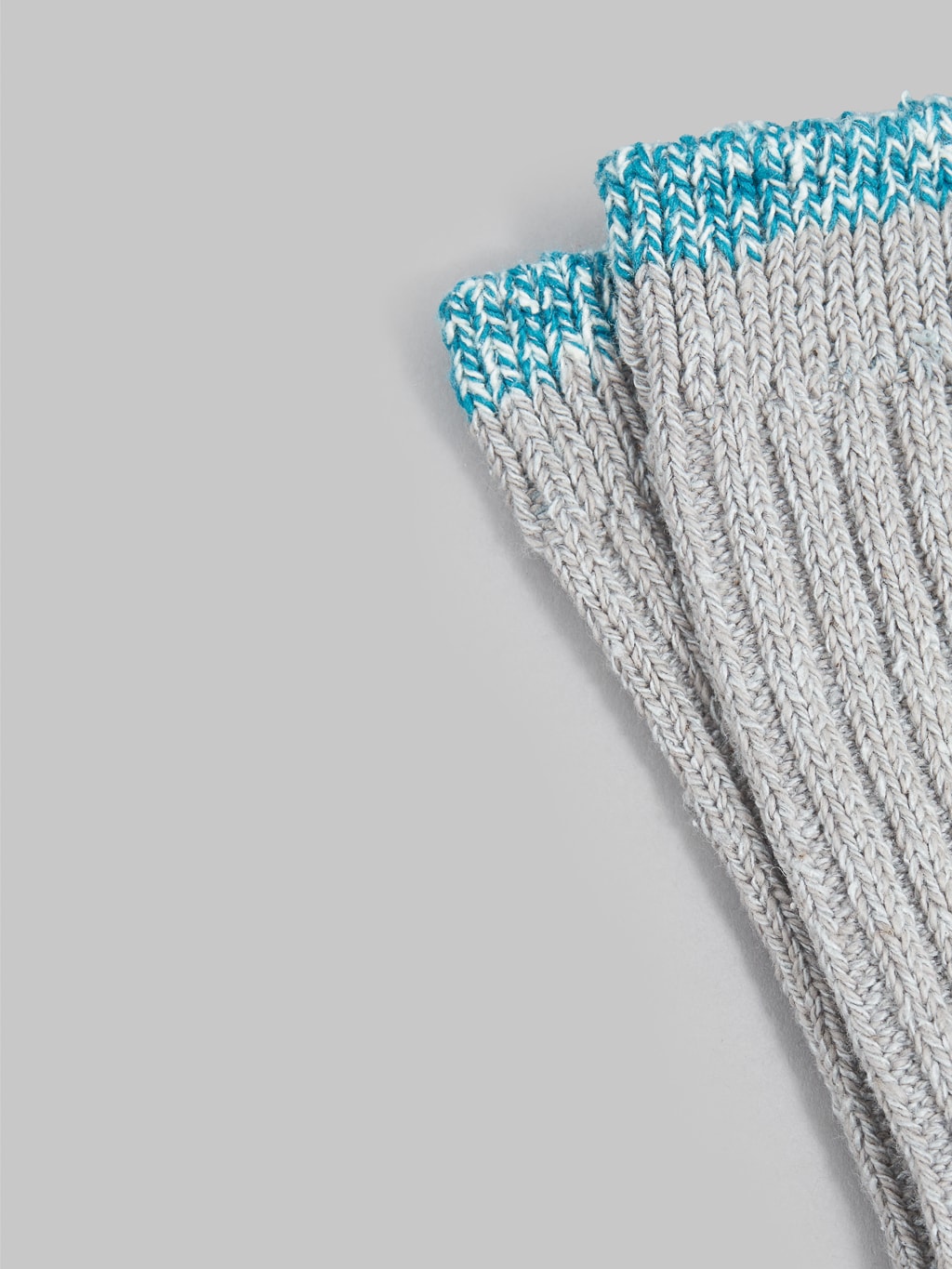 Nishiguchi Kutsushita Silk Cotton Socks Light Grey Hem