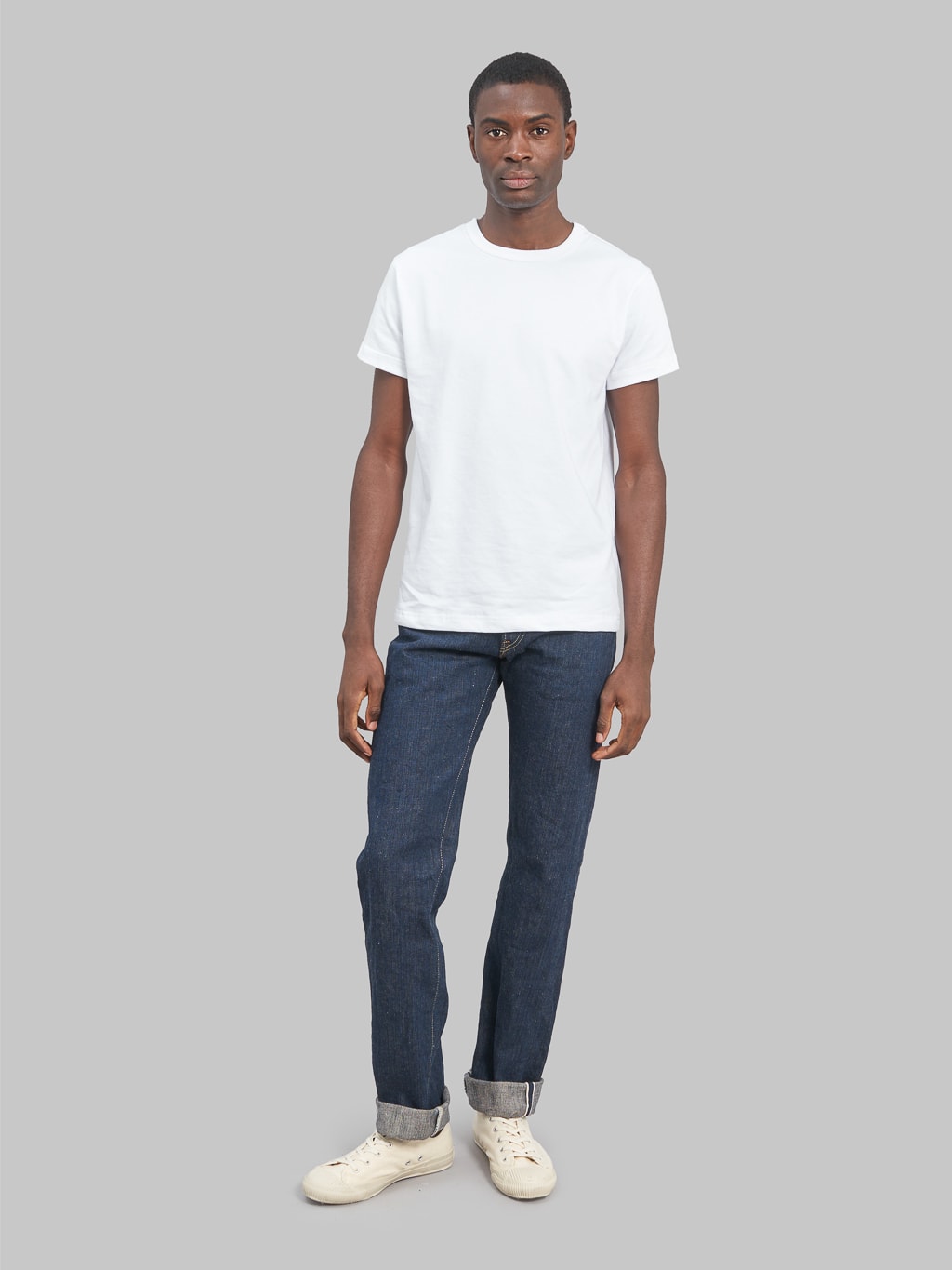 Oni denim kiwami indigo regular selvedge jeans model front fit