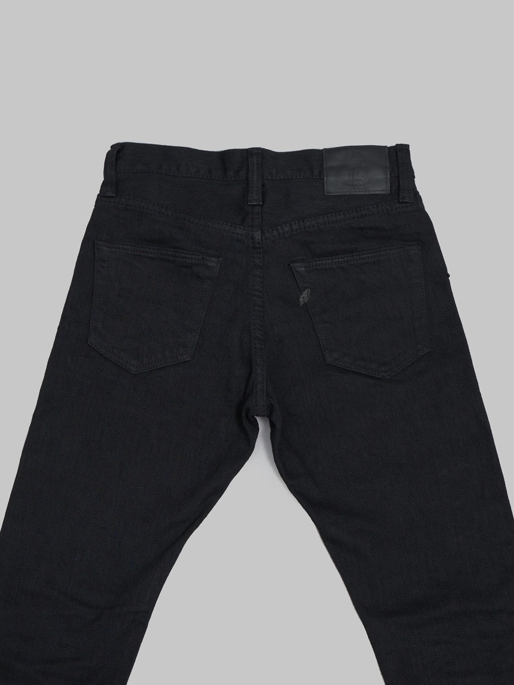 Pure Blue Japan Stretch Black Relaxed Tapered Jeans pockets detail