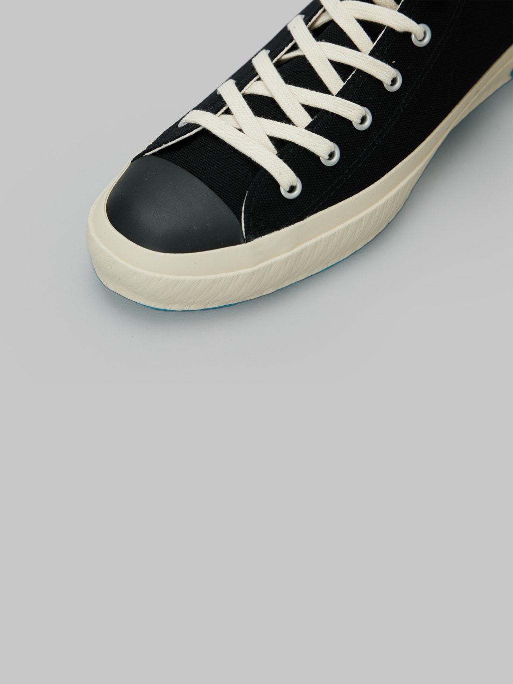 Shoes like pottery high sneaker black reinforced toe