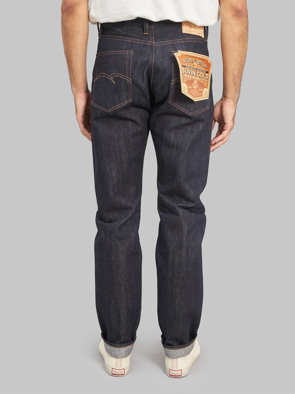 Studio dartisan suvin gold relaxed tapered jeans back rise