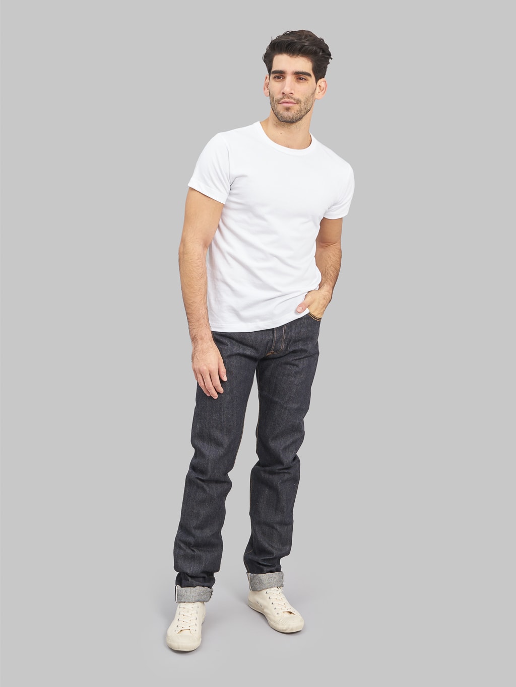 The Flat Head D306 Tight Tapered selvedge Jeans look