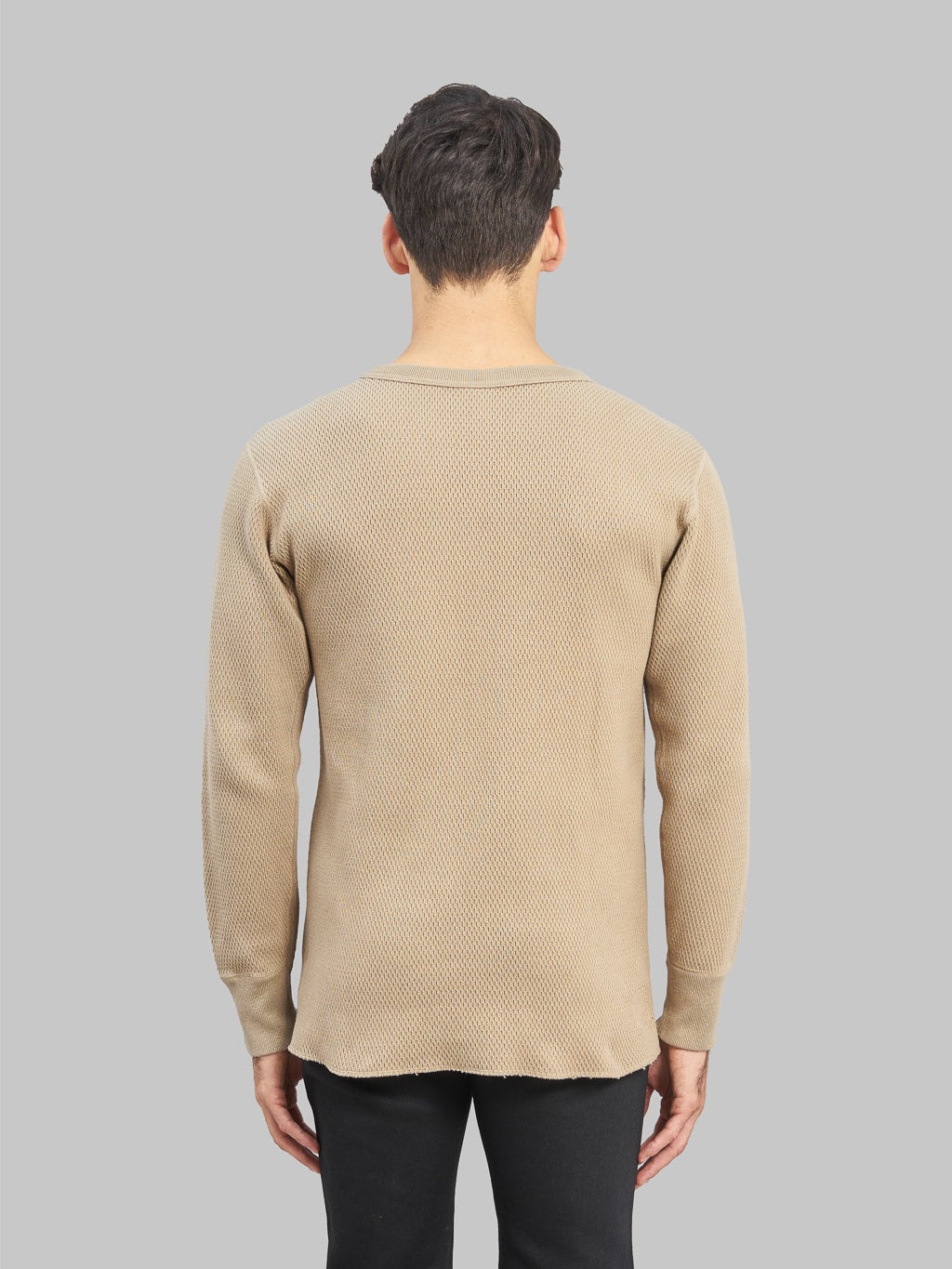 UES Double Honeycomb Thermal TShirt beige model back fit
