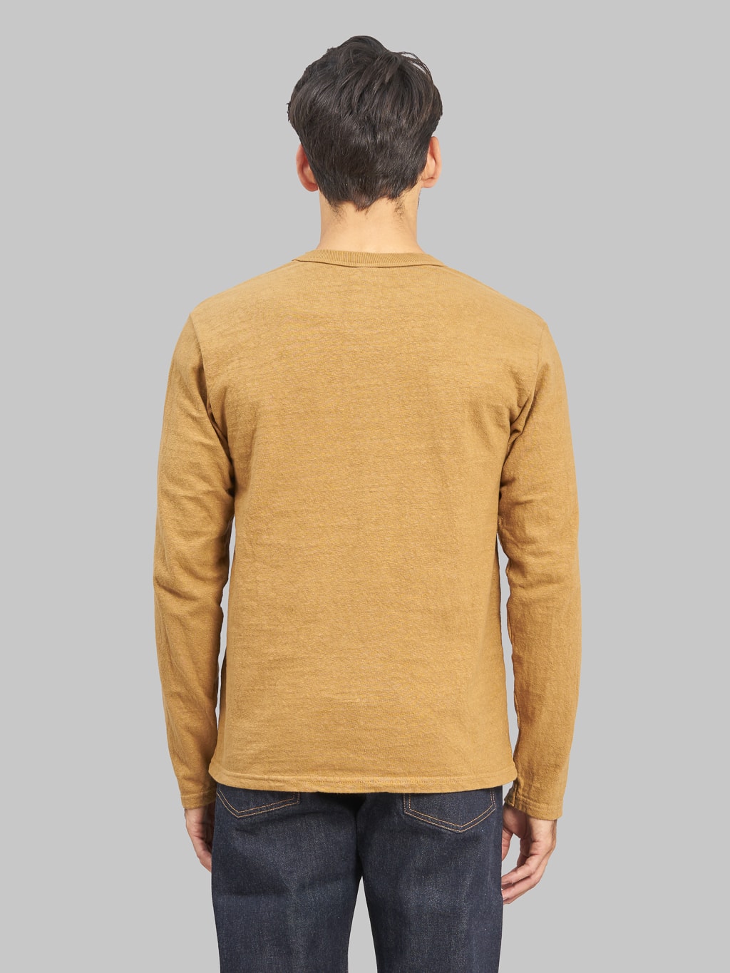 UES No 8 Slub Nep long Sleeve TShirt yellow model back fit