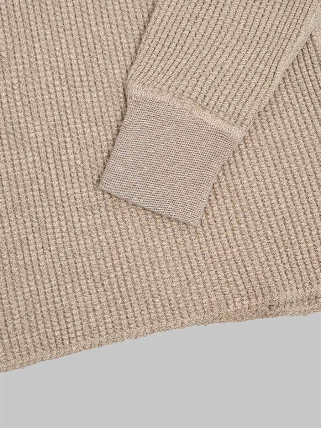 UES Thermal Big Waffle Henley TShirt Beige cuff