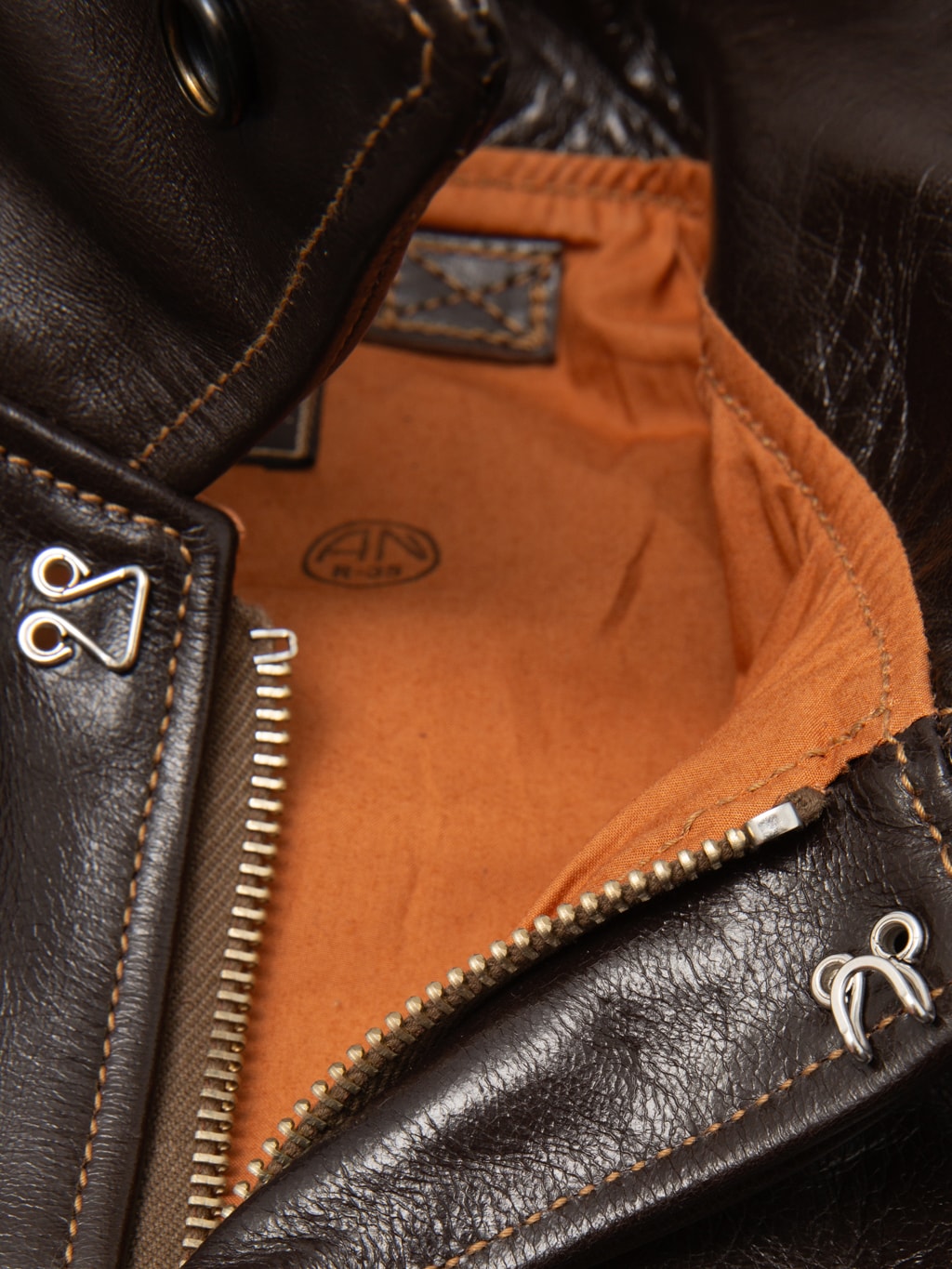 Buzz Ricksons BR80644 Type A2 Horsehide Leather Jacket details