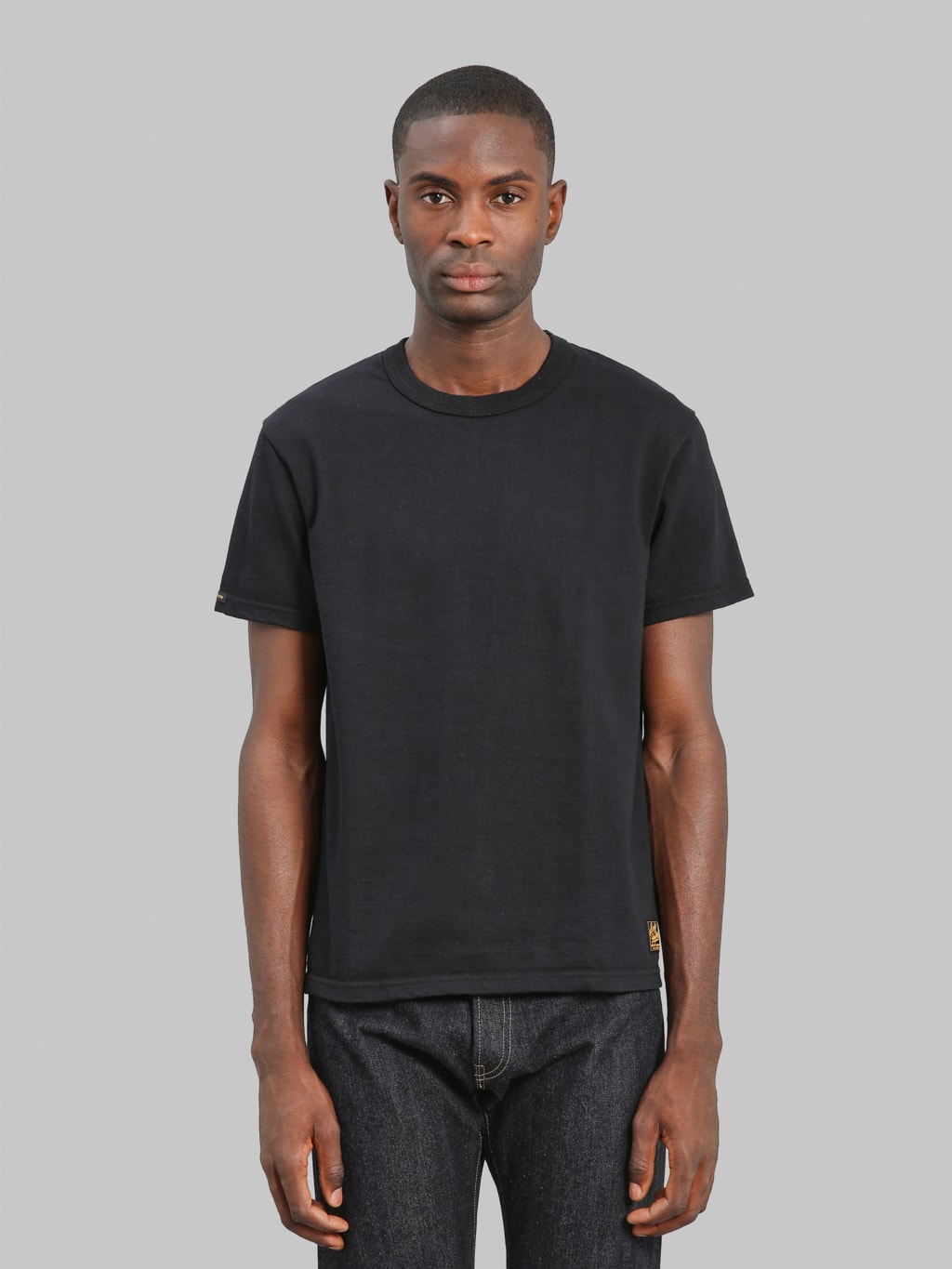 Deluxeware Heavyweight Loopwheeled TShirt Black front fit