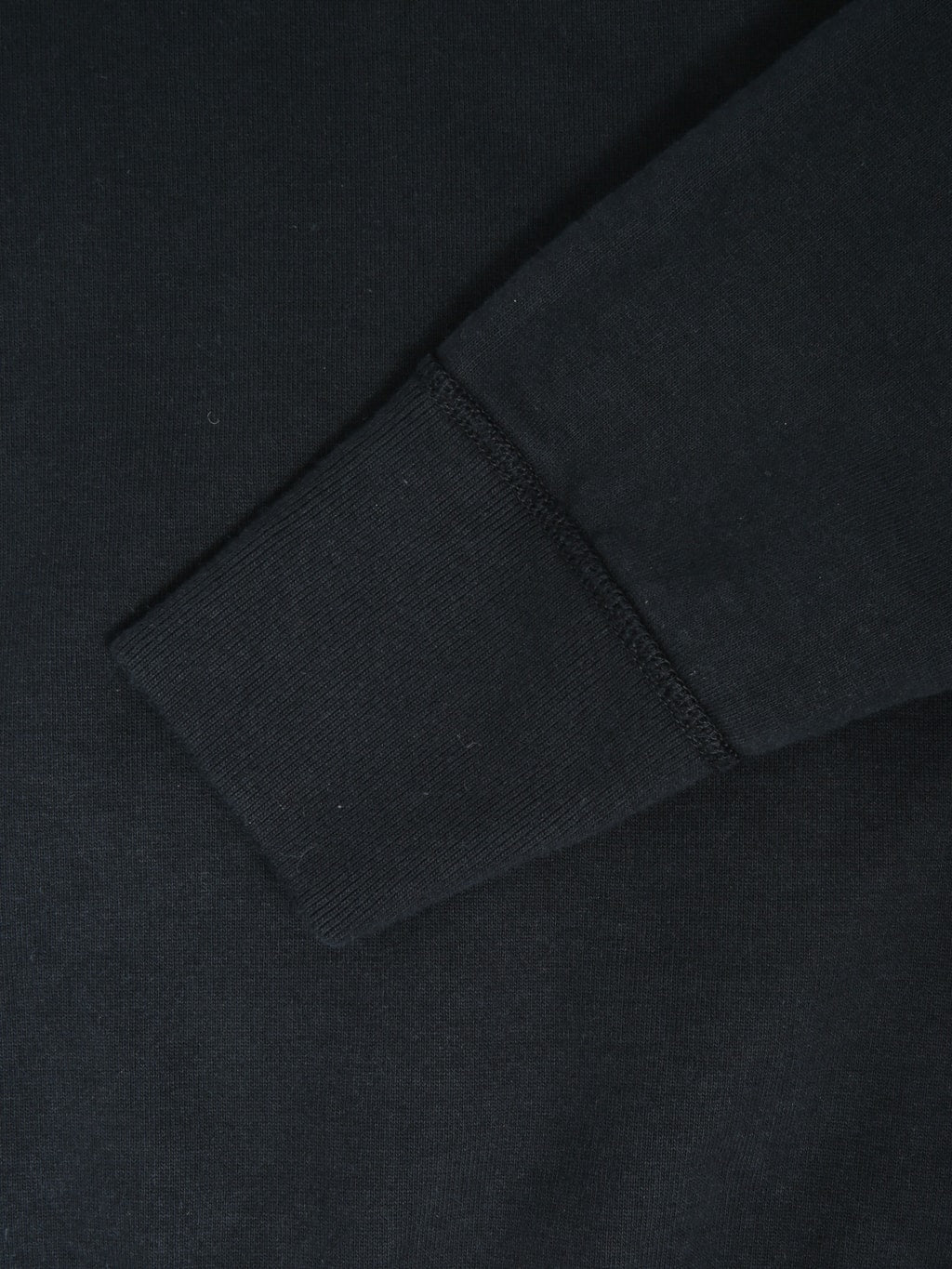 Deluxeware S101-00 Flat Seam Plain Sweatshirt Core Black