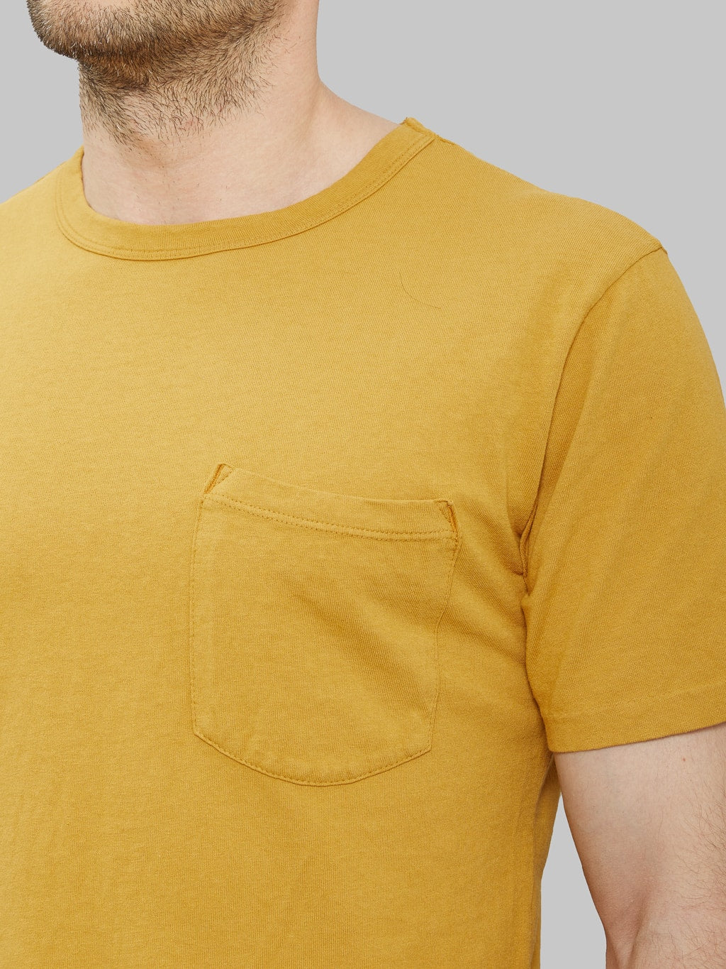 freenote cloth 9 ounce pocket t shirt mustard heavyweight chest details