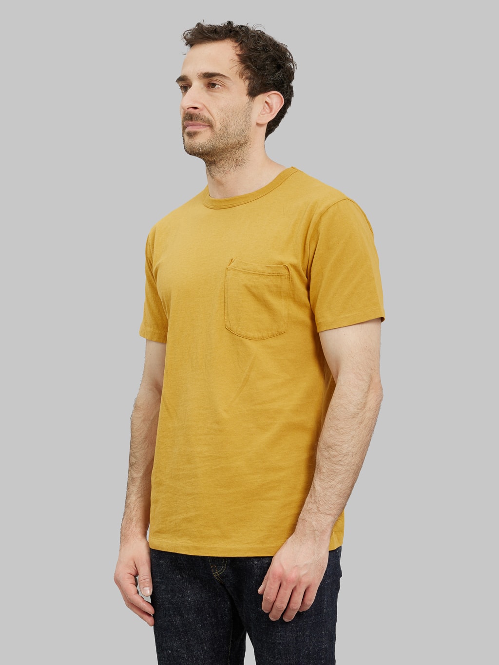 freenote cloth 9 ounce pocket t shirt mustard heavyweight side look