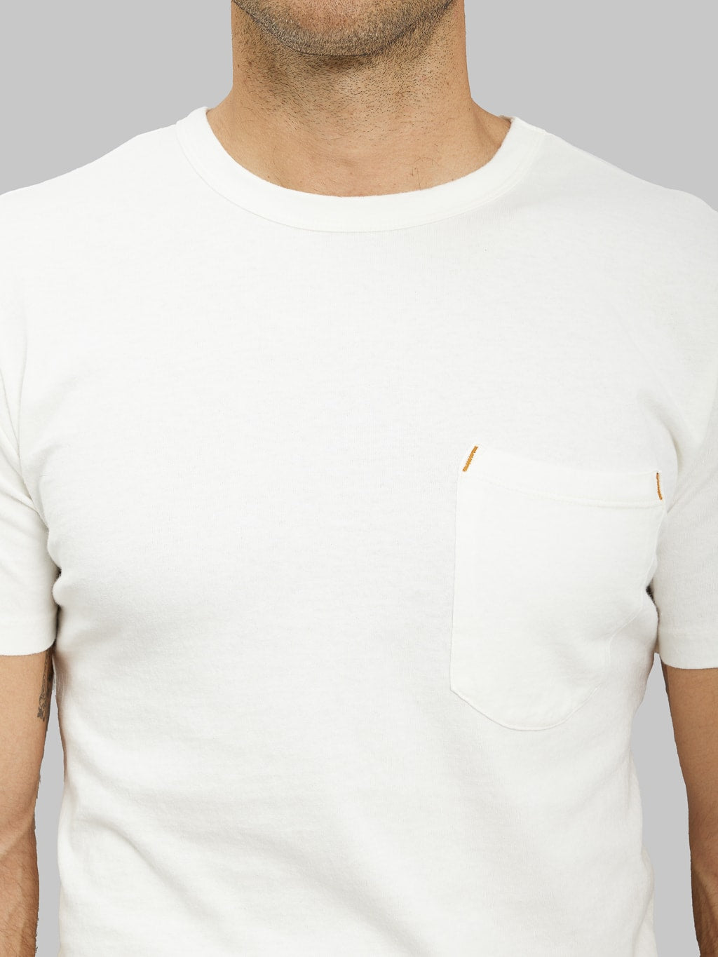 freenote cloth 9 ounce pocket t shirt white  chest details