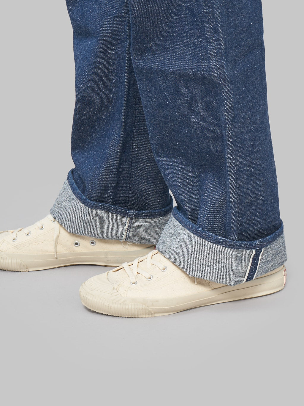 fullcount 1121 duke original selvedge denim super wide jeans selvedge closeup