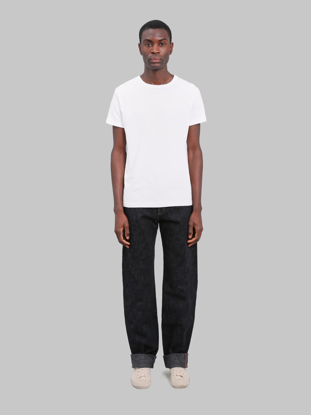 Graph Zero 15oz Skein Dyed Black Heritage Straight Jeans
