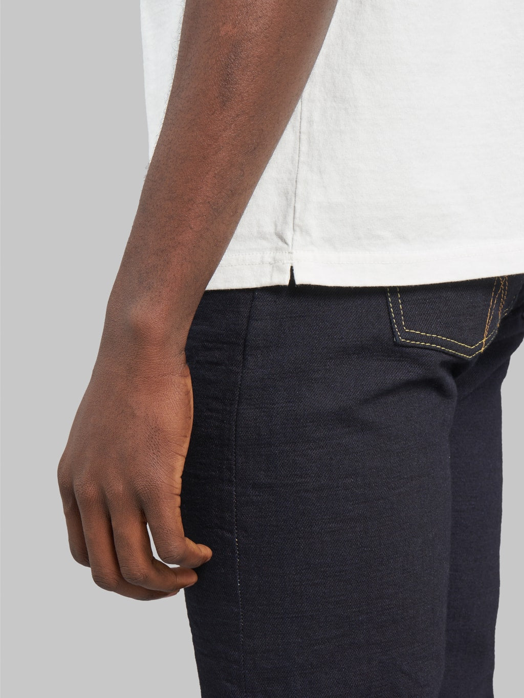 jackman lead off tshirt white hem