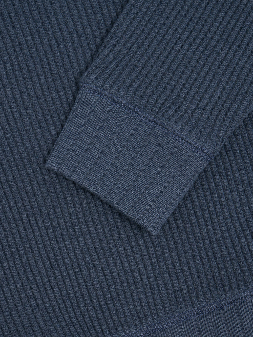 Jackman Waffle Midneck Sweater Dark Navy cuff cotton detail