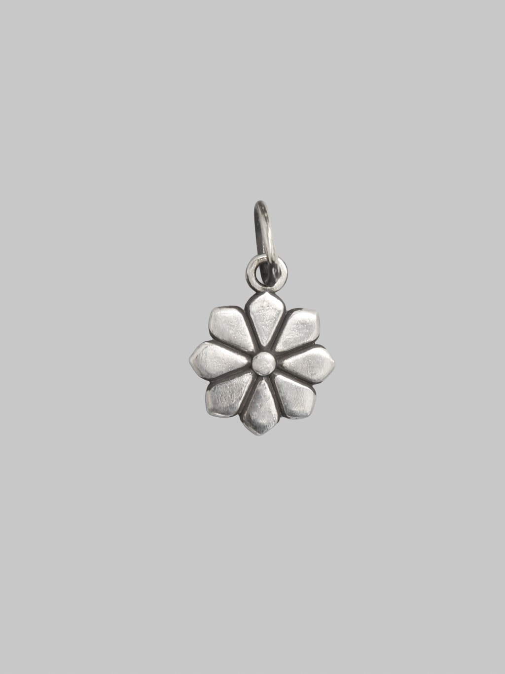 Kobashi Studio 8 Petals Kikumon Yatsu Giku Charm Large Silver 925