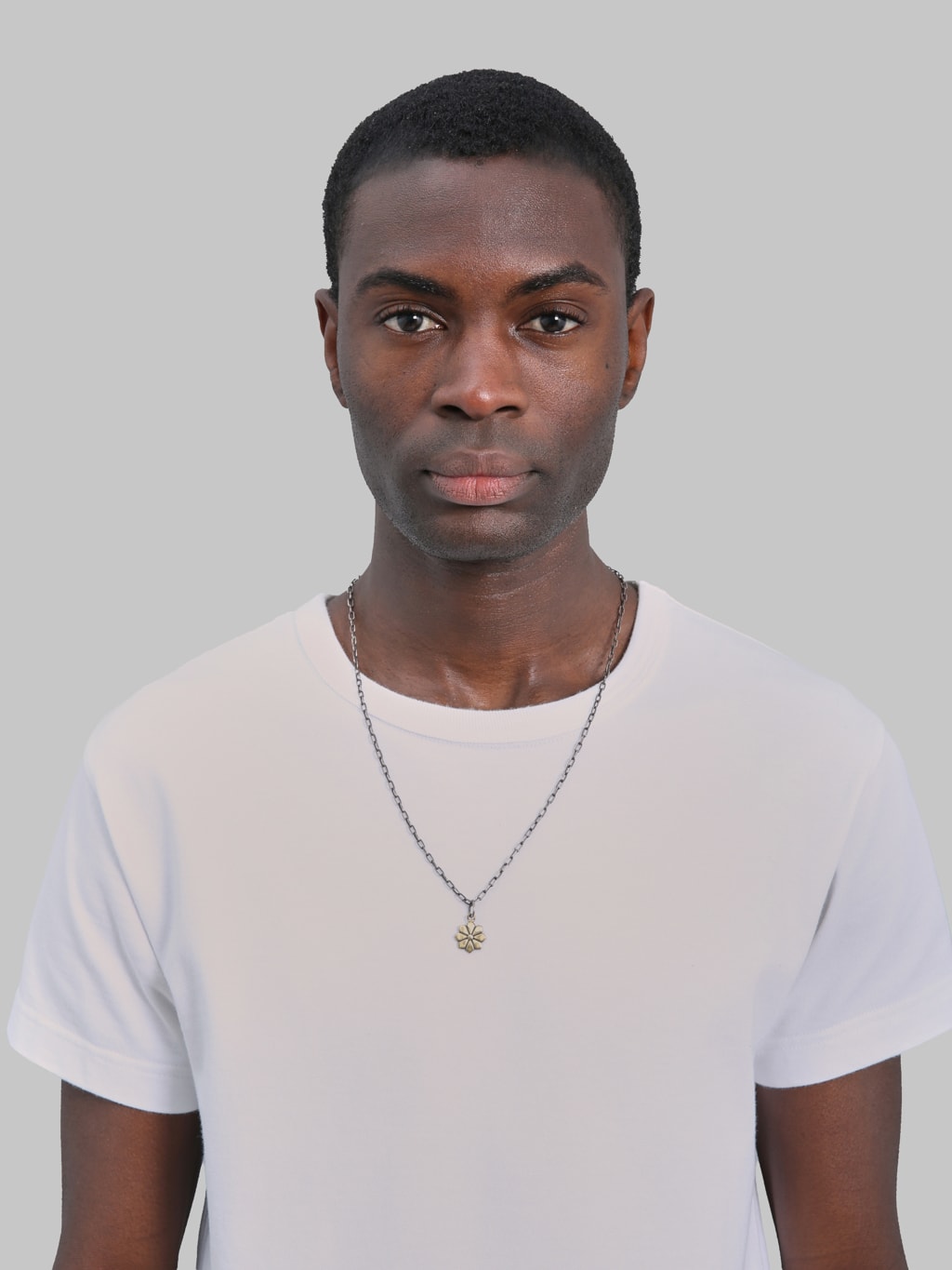 Kobashi 8 Petals Kikumon Yatsu Giku Charm Medium Brass styled