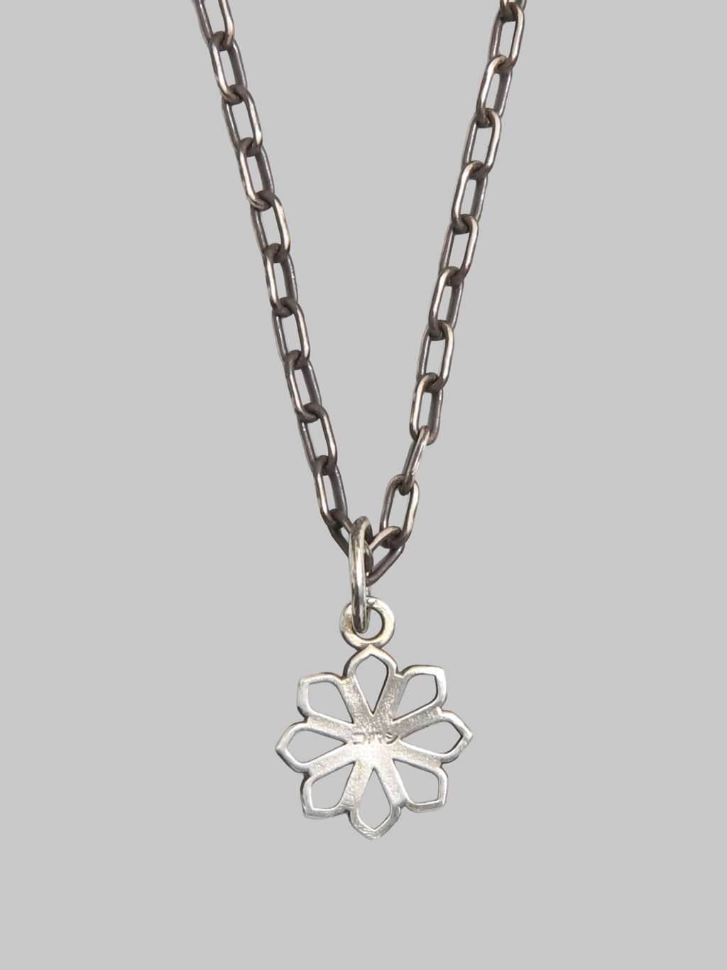 Kobashi 8 petals Kikumon Yatsu Giku Sukashi Charm Medium Silver 925 front