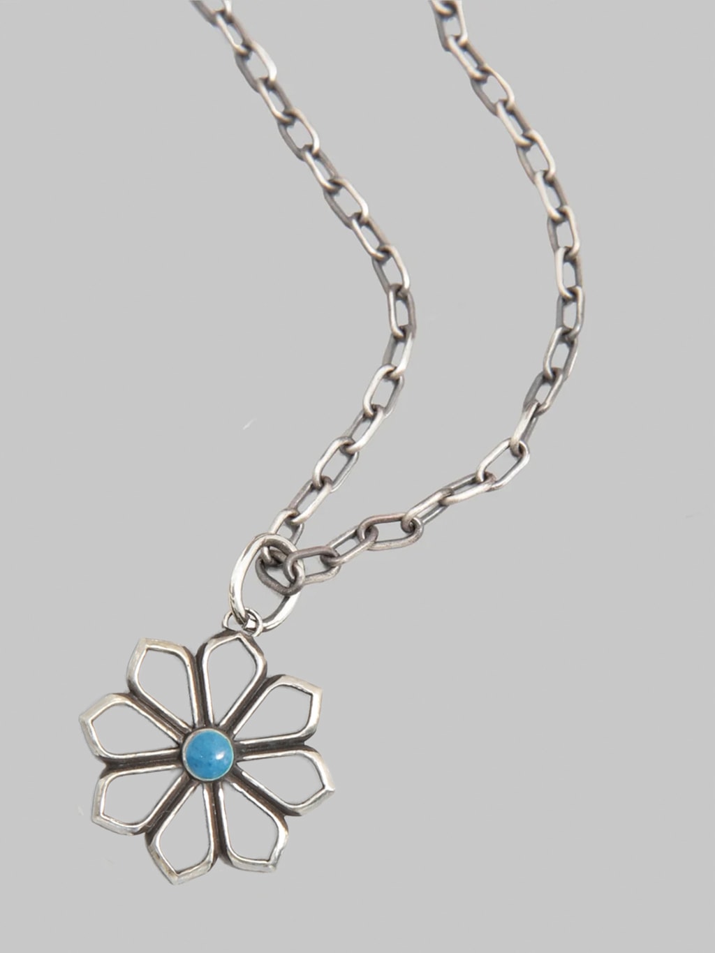 Kobashi Studio Yatsu Giku Shippo Charm Large Ao Sky Blue detail