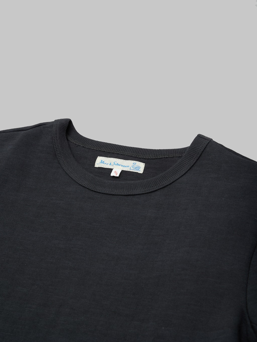 merz b schwanen good originals loopwheeled Tshirt charcoal collar