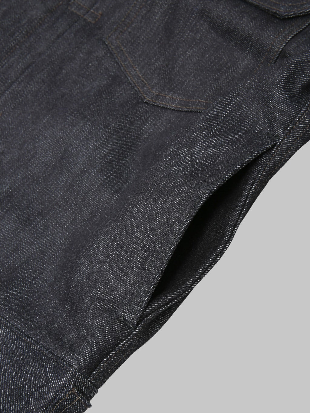 Momotaro Jeans MMGJ0302 13.7oz #002 "Cashmere" Denim Jacket Type II side pocket