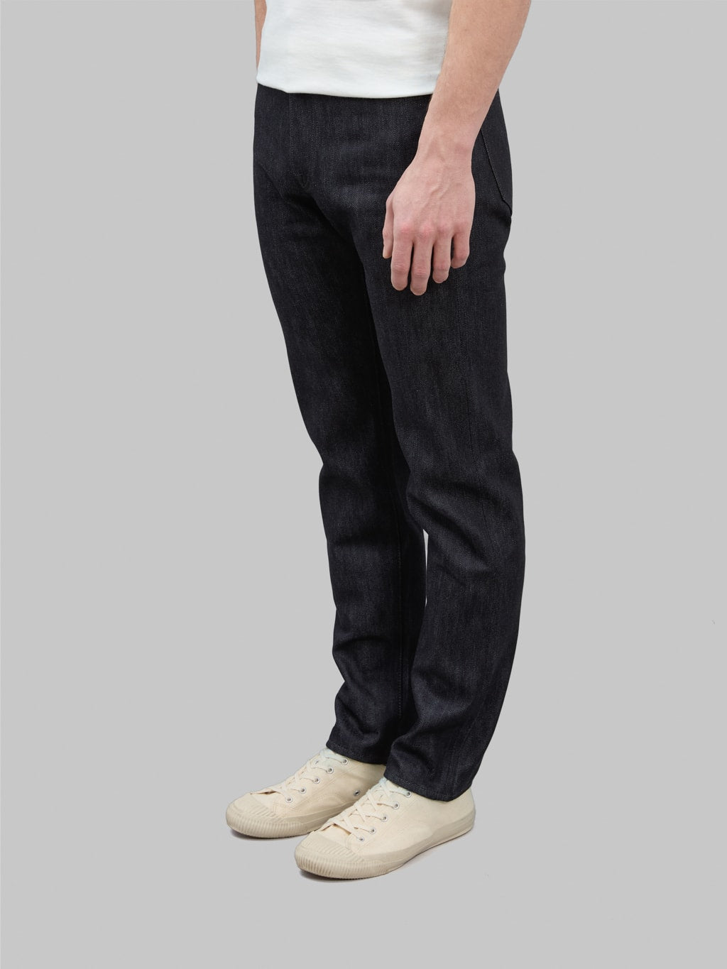momotaro 200 cashmere straight selvedge jeans side look