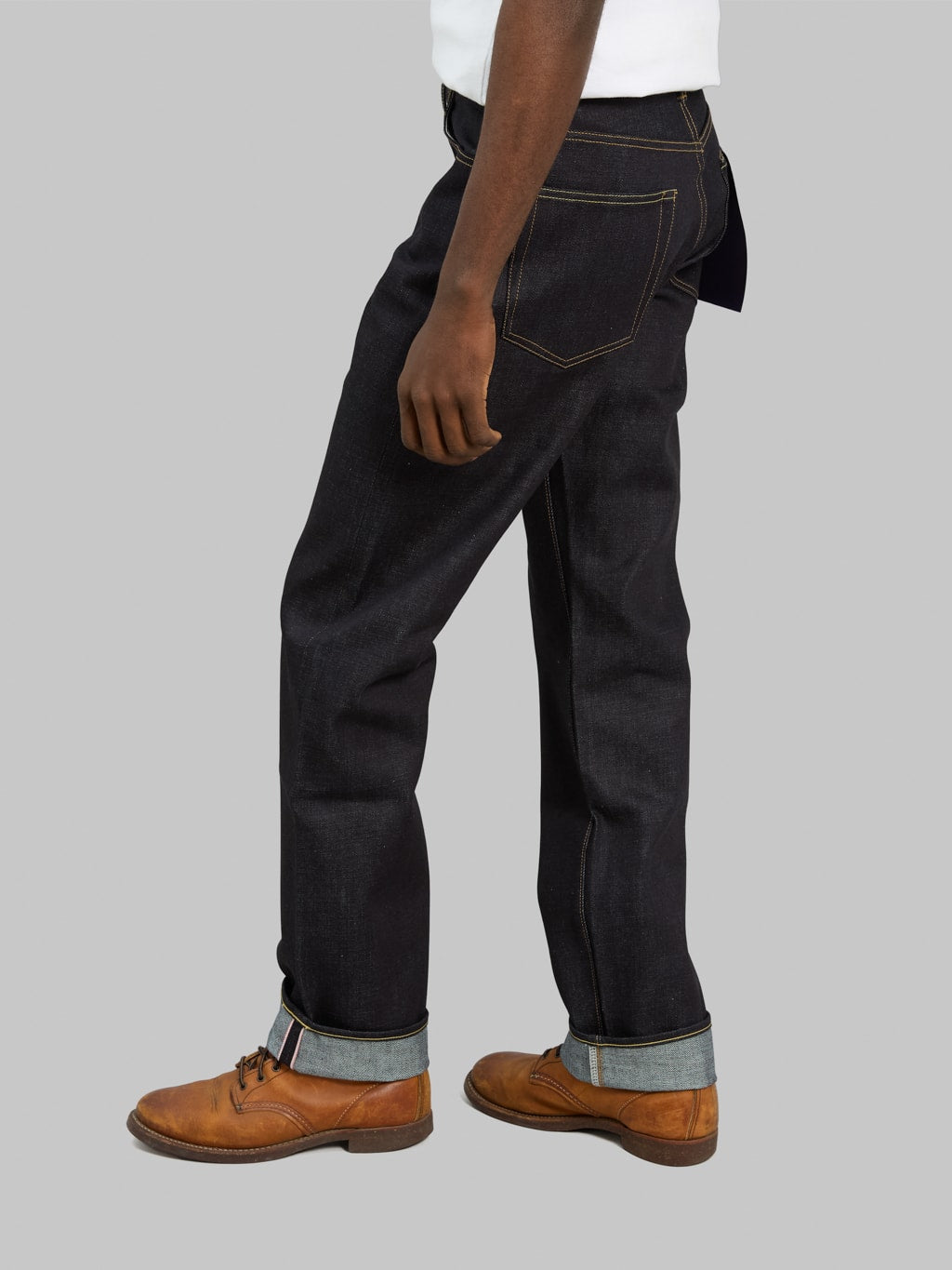 momotaro 100 standard straight selvedge jeans front fitting