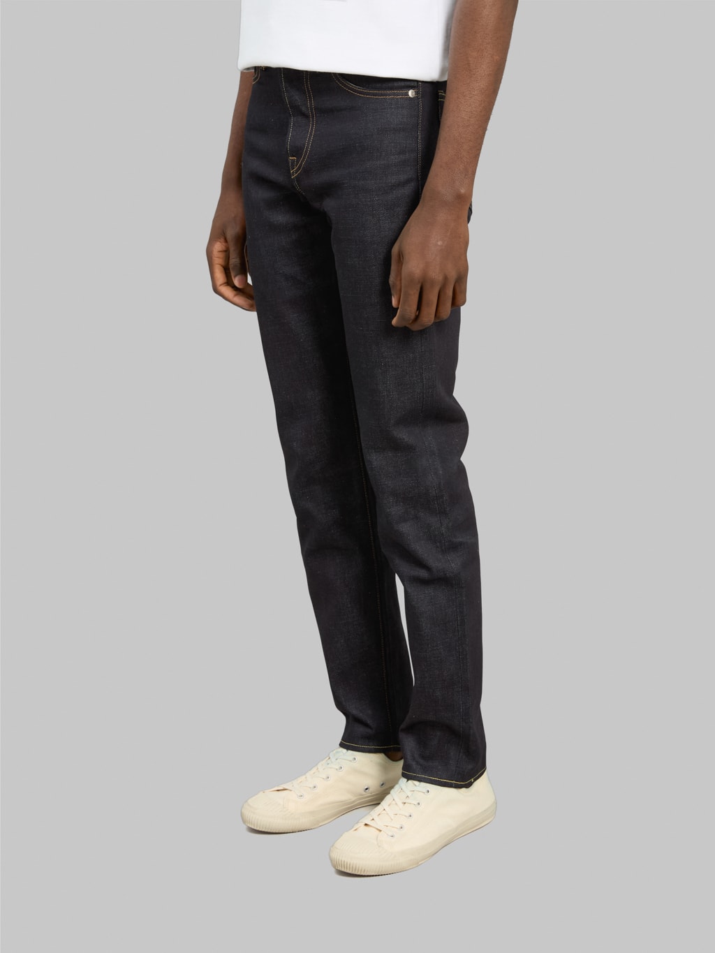 momotaro 200 standard tapered selvedge jeans side fit