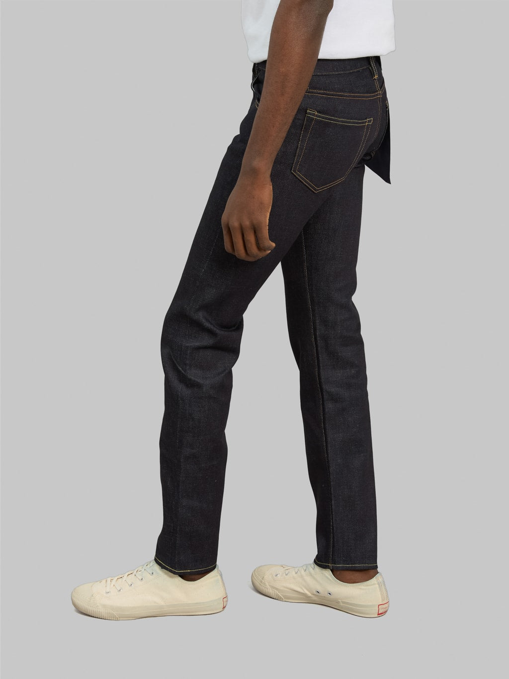 momotaro 300 standard slim selvedge jeans fitting