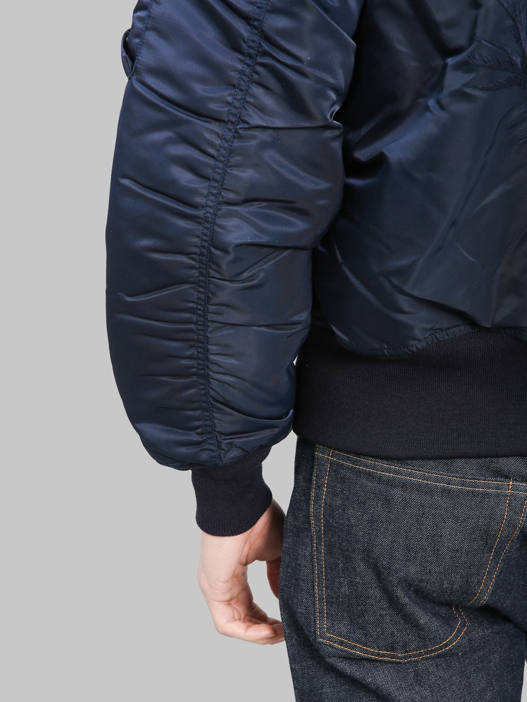 Momotaro Jeans MMOT6311 Embroidery MA1 Jacket Navy hem