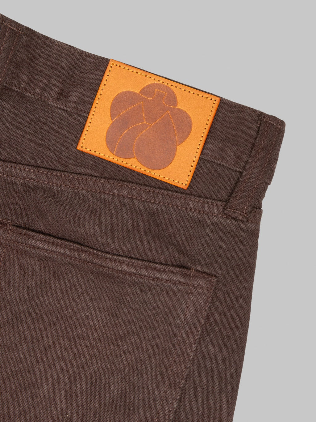 Momotaro MMJE6400 15oz 100 Straight Onigurumi Dyed Jeans Brown leather patch