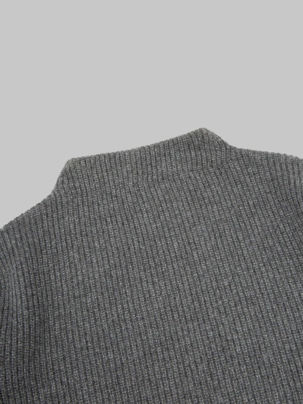 Mooncastle 7G Cashmere Bottleneck Pullover Dark Grey