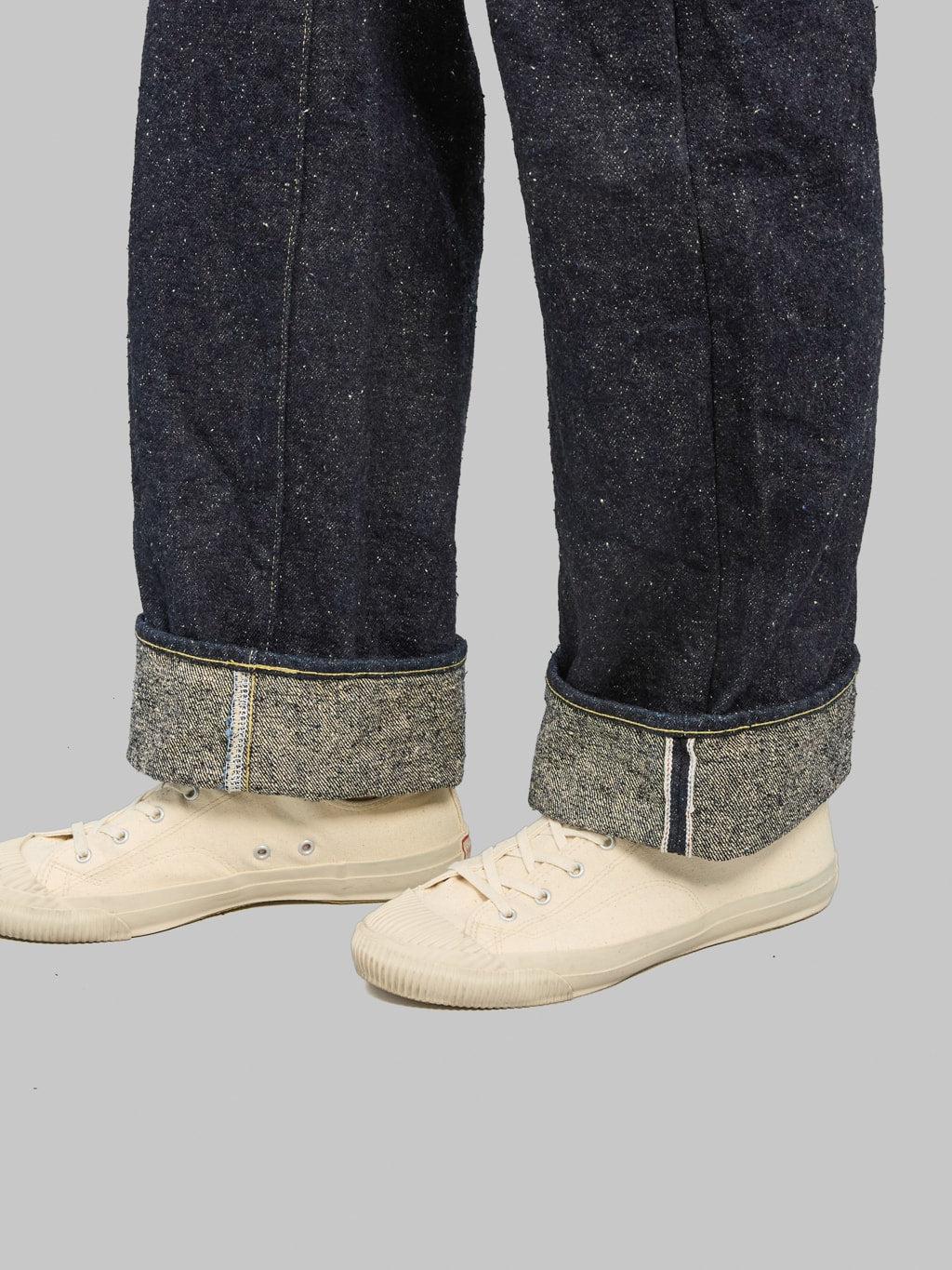 ONI 200 Asphalt 20oz Wide Straight Jeans folded