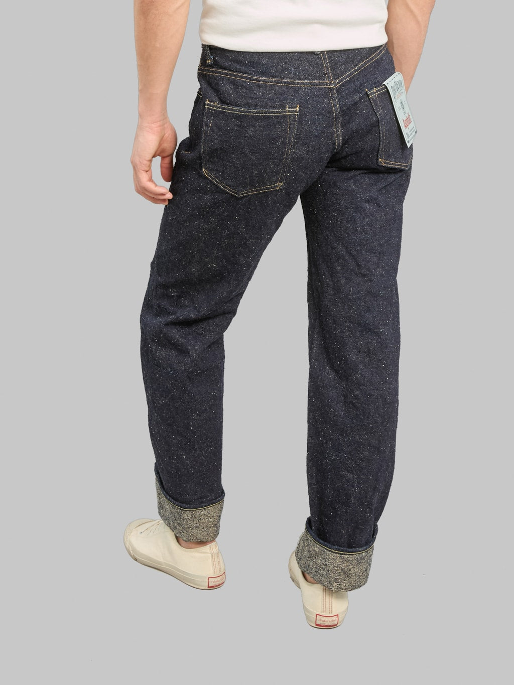 ONI 200 Asphalt 20oz Wide Straight Jeans fitting