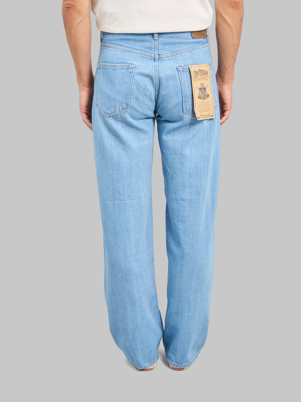 ONI Denim 222 Kiraku Bio Bleach 12oz Wide Straight Jeans back fit