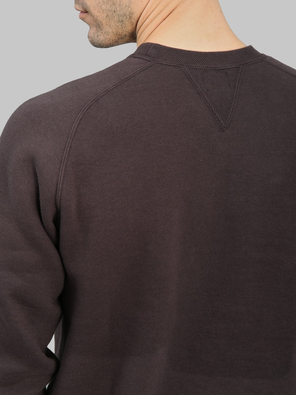 Pherrows 25W PVSF Raglan Sweatshirt Black back sleeve stitching