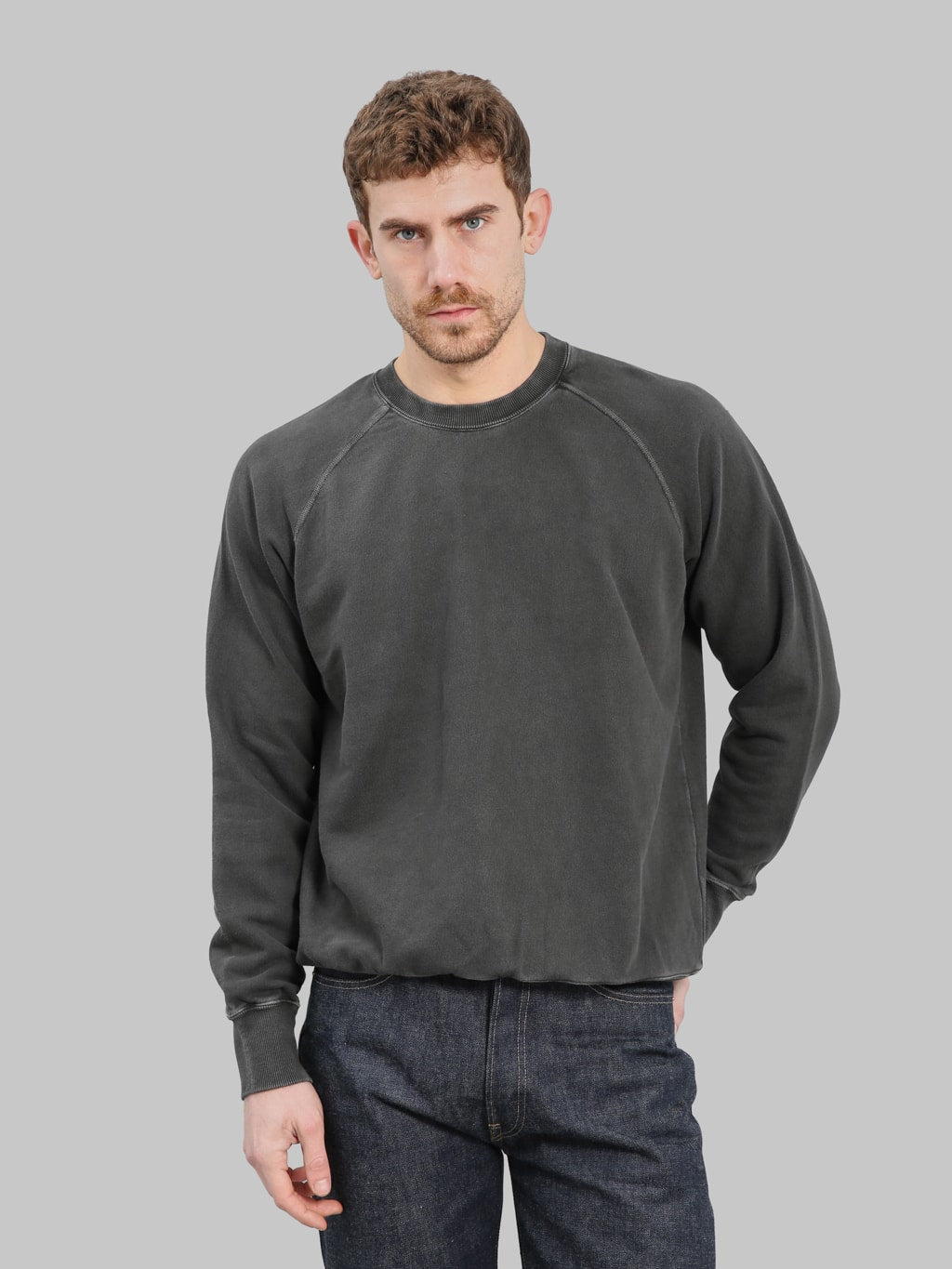Pherrow's 25W-PRS-P Raglan Sweatshirt Fade Black - Redcast Heritage Co.