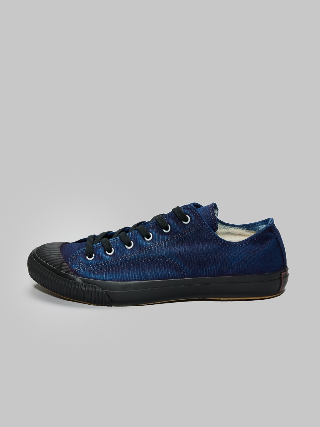 Pras shellcap low sneakers indigo hand dyed made in japan