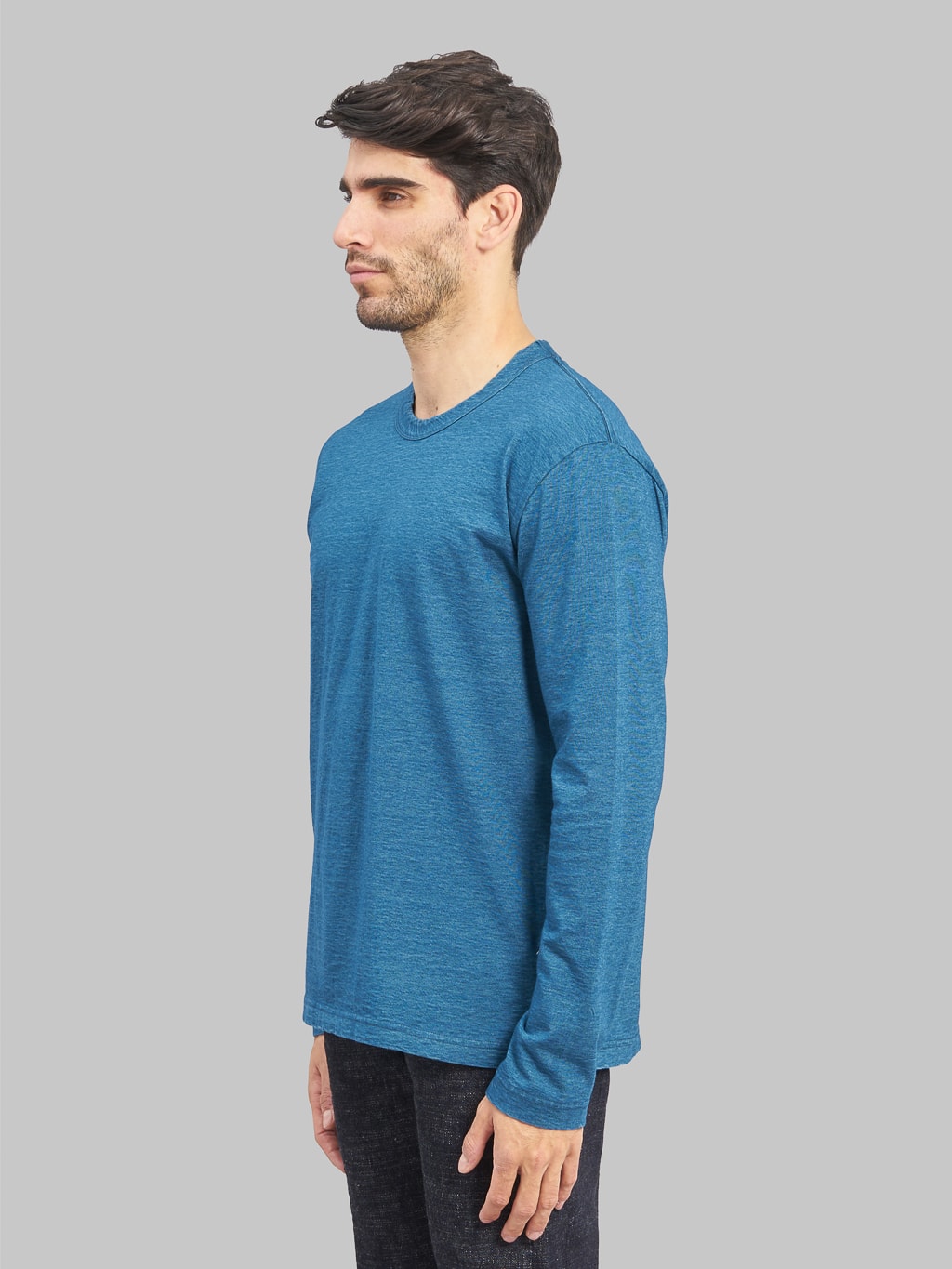 pure blue japan greencast tshirt model side fit