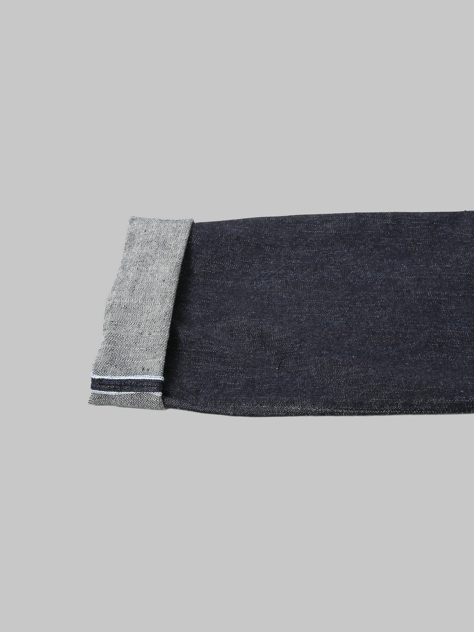 Pure Blue Japan XX002 14oz Pipe Straight Jeans folded
