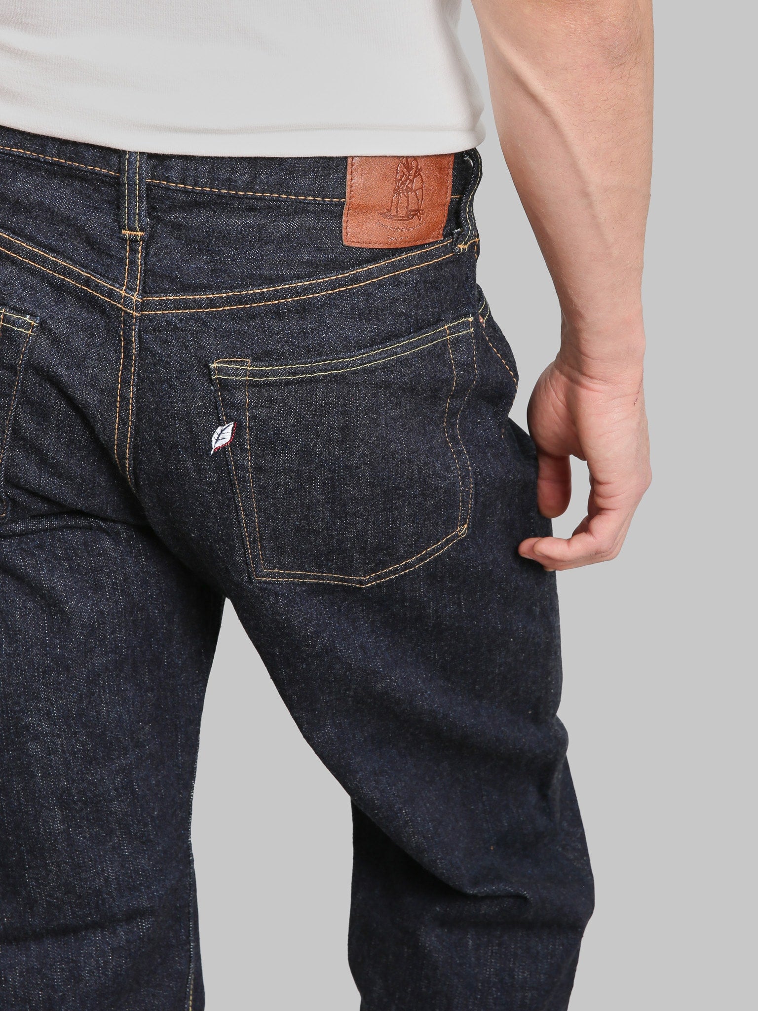 Pure Blue Japan XX002 14oz Pipe Straight Jeans back pocket