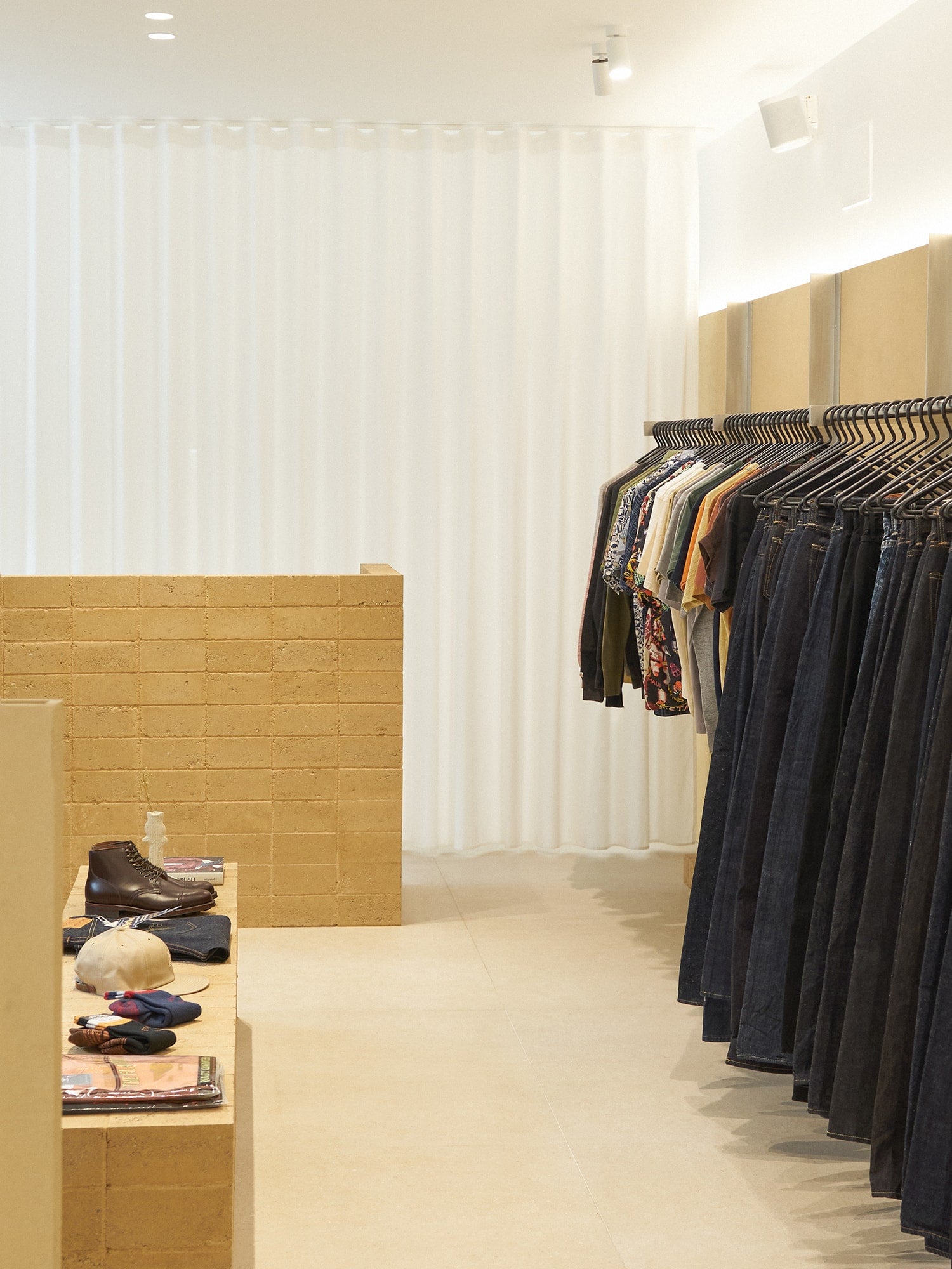 redcast heritage store madrid