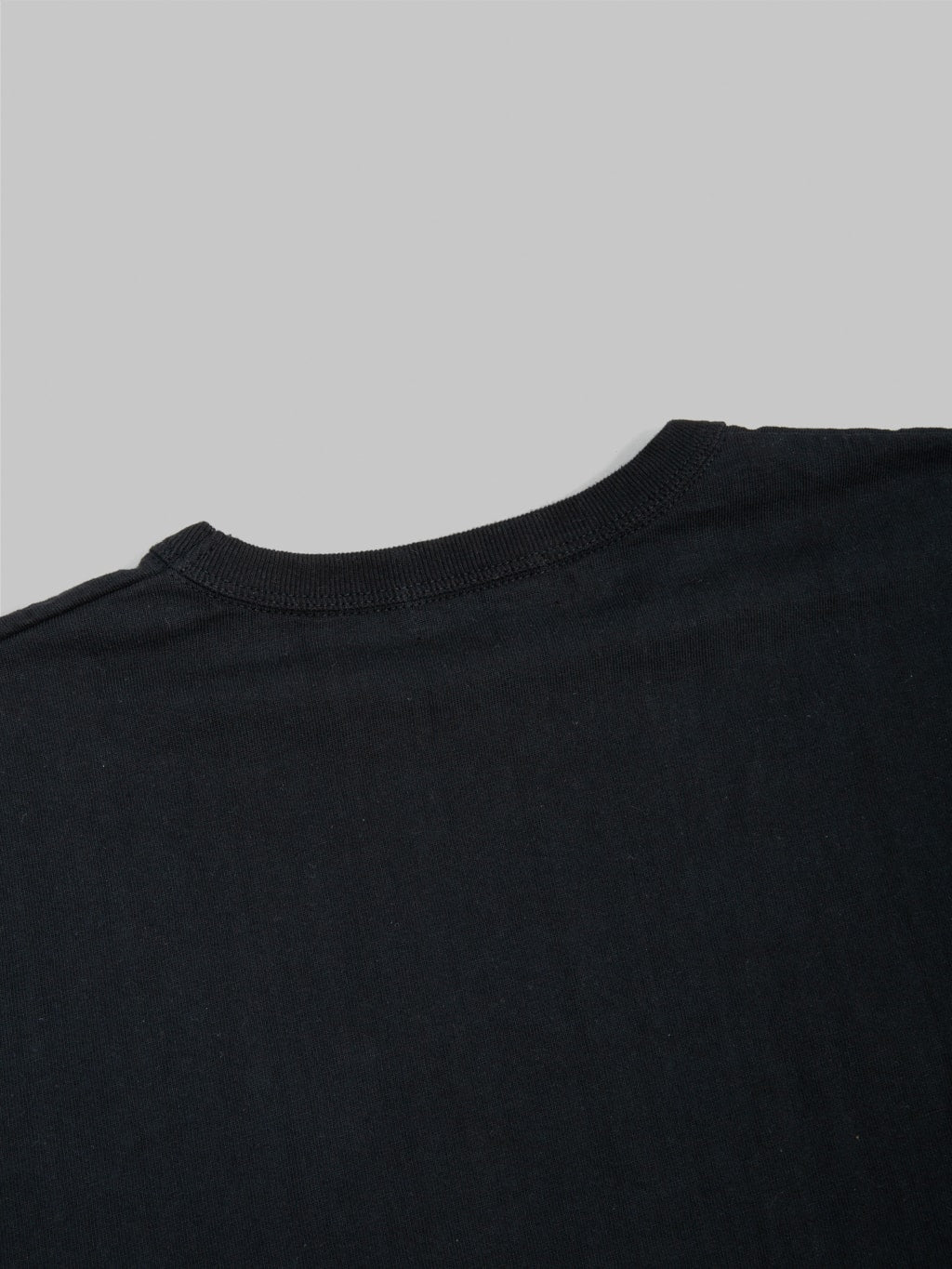 redcast heritage tsuri ami loopwheel heavy tshirt black 2pack back collar